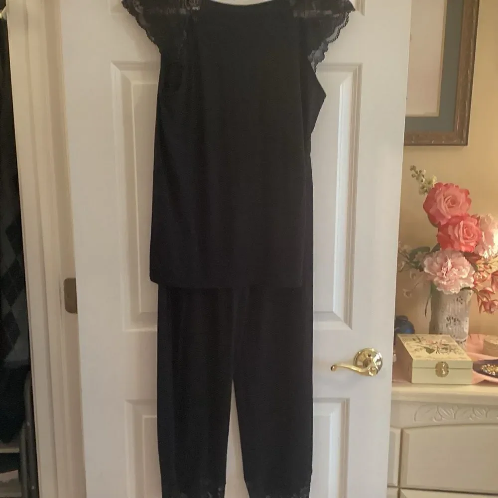 NWT. Charter Club/Macy’s Brand Women’s 2 PC PJ Set with Lace Black Sizes: XS, M